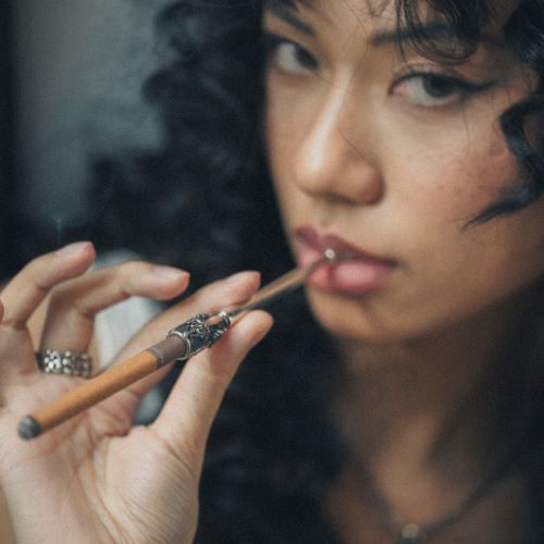 “Điểm chạm tinh tế” Khi những vật dụng đời thường trở thành bản tuyên ngôn cá tính