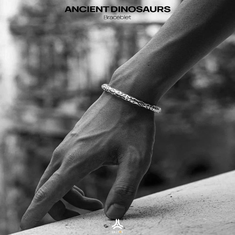 Top-8-cac-loai-vong-tay-cho-nam-phong-cach-hien-dai