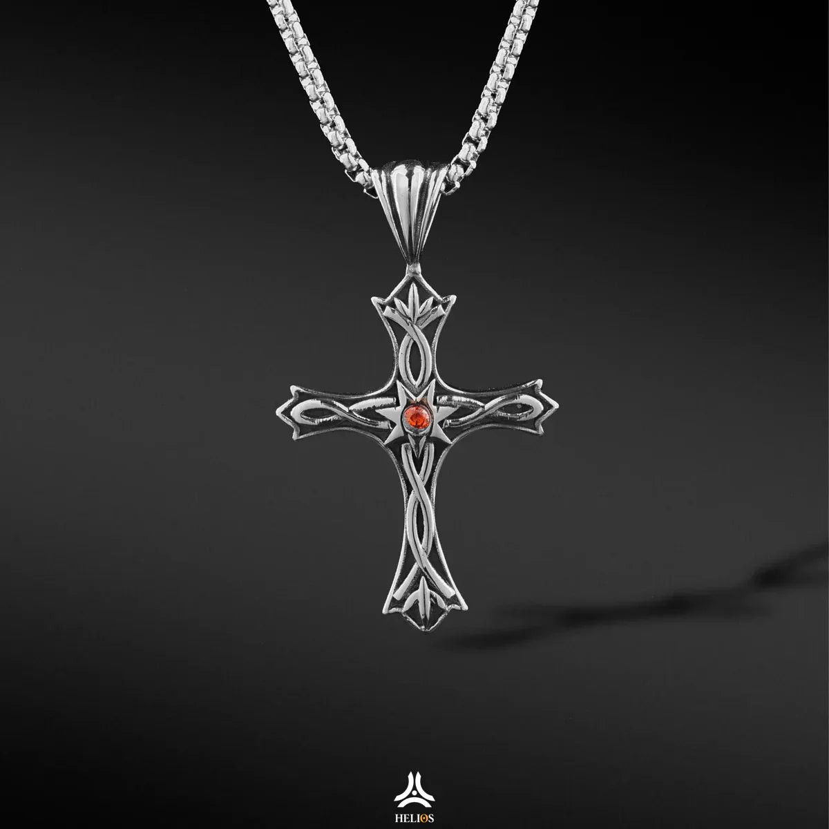 불의 요소를 가진 사람은 어떤 모양과 색깔의 펜던트를 착용해야 합니까?