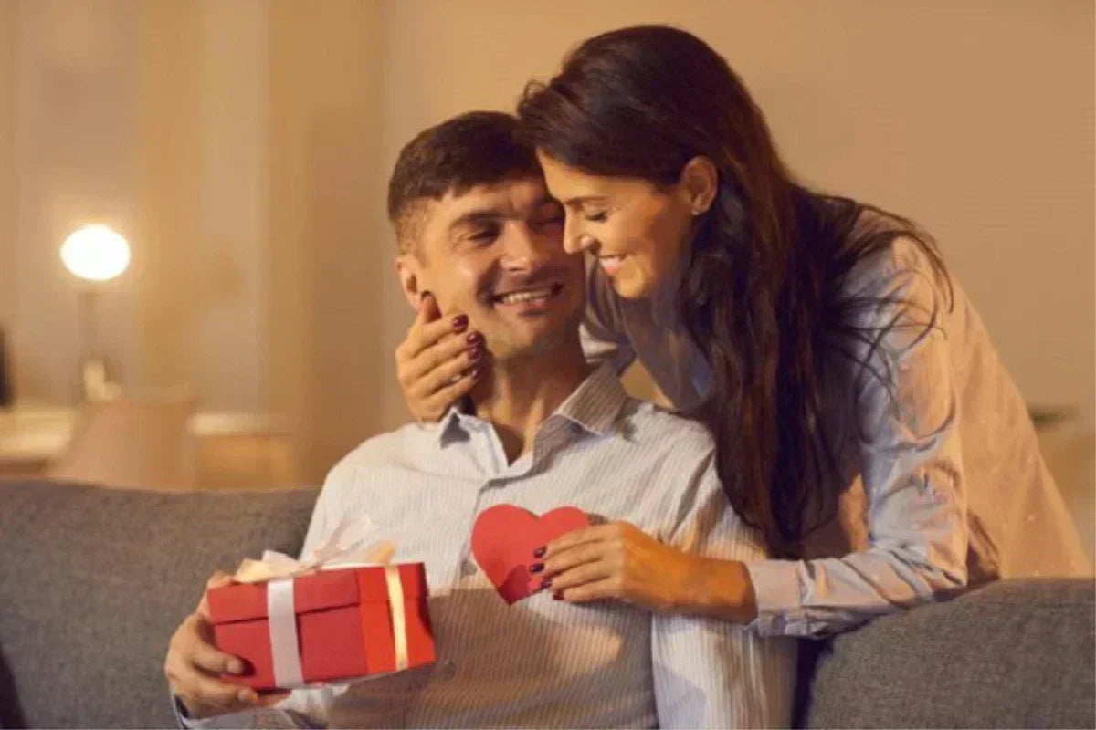 남자 연인에게 선물로 뭘 줄까? 남자 연인을 위한 선물 25가지