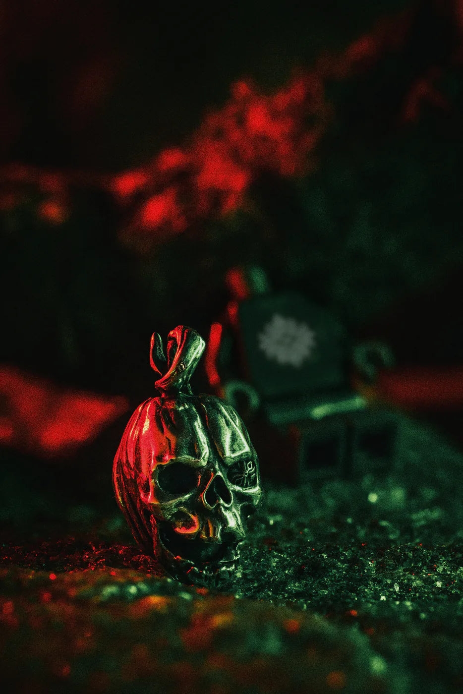 Withered Jack pendant editorial image 1